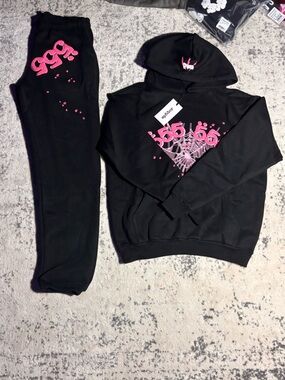 555 sp5der outfit- medium